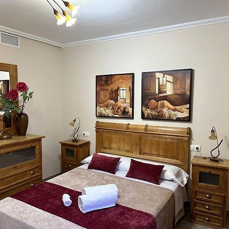 דירות Piso En Linares Zona Centro Con Parking Gratis מראה חיצוני תמונה